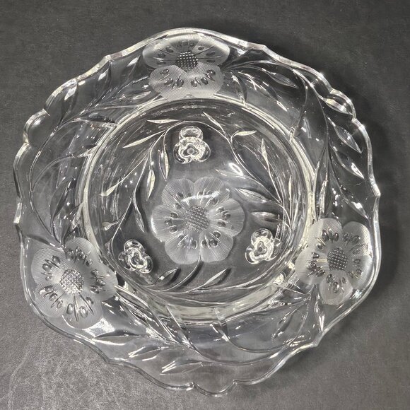 Vintage European Cut Crystal Round Floral Etched Tri-Footed Thick Bowl - Picture 2 of 13